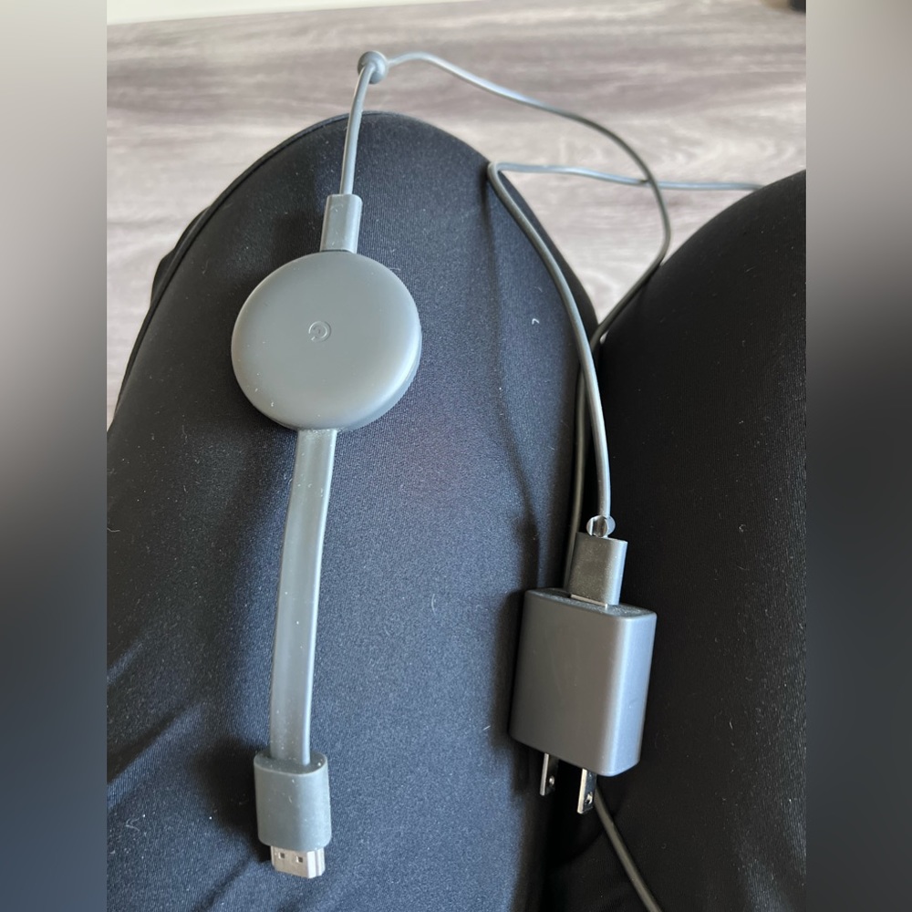 Google Chromecast Streaming Device